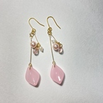 【なつき様専用】💗ひらりと桜イメージピアス🌸