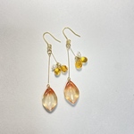 【モッチ様専用】🧡ひらりと桜イメージピアス🌸