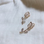 チューリップピアス
