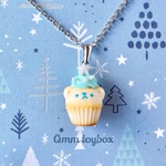 【ネックレス】ホワイトクリスマスツリーくまカップケーキ