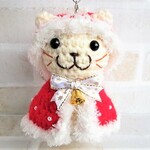 クリスマス☆2021～サンタ猫ストラップ②【白猫・フード付き】