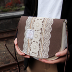 着せ替えできるComboポシェットフラップ（刺繍リボン チョコレート）