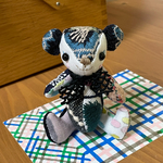 パッチワークのテディベア　ミナペルホネンハンドメイド