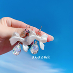 【SALE】【白の女王】金属アレルギー対応サージカルステンレスピアス