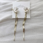 こおりとけるpearl ロングチェーンゴールドピアス