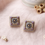 ビーズ刺繍＊パープル×グレー小さなお花ピアス