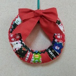 パッチワークキルト　クリスマスリース（直径　約２０ｃｍ）