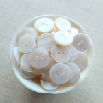 15mm シンプルシェルボタン　厚手　ミルキーホワイト　１５個　S223