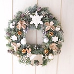 外玄関OK　シャンパンカラーのクリスマスリース