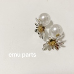 Perl catch付きmetalflowerpierce1セット