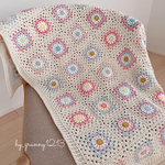 «送料無料»モチーフ編み⋆*❁*ブランケット 手編みブランケット             【Ivory × pastel】