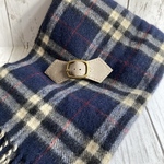 新色　本革のストールクリップ　アンティークグレー