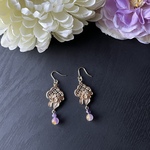 中華風　　花籠　花パーツと紫黄晶玉石のピアス（イヤリング）
