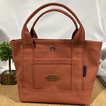 ８号帆布のトートバッグです。レンガ色です。