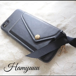 レザー調フラップポケット　イニシャル&リボン付　iPhone7/8/新SE ケース