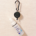 大人気【再販】ホワイトとお揃い♪ リール付き カラビナ ハンドジェルホルダー アルコール除菌ホルダー アルコール消毒ホルダー シンプル ブラック シルバー