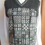 　　在庫整理の為値下げします　サンガ風ベスト Vネック 深緑