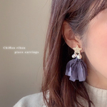 星パール×ループリボンのタッセル ピアス 【ブルー】イヤリング