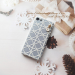 フラワー 刺繍  ソフトケース ブルーグレー イニシャルチャーム付き iphone7/8/SE2/X/XS 