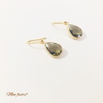 スモーキーグレー ドロップピアス