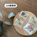 蝶々のパッチンピンと椿の手刺繍ブローチ