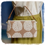 多目的ポーチ　スマホポーチ　通帳ポーチ　マスクポーチ　スマホショルダー　ポシェット　北欧紫陽花　ベージュ