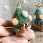 鳥のミニクリスマスツリー🎄ペア　コザクラインコ