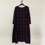 ☆新作☆　ラスト1点　ネイビー×レッド系　チェックワンピース　北欧風ワンピース　大きいサイズワンピース　L～LLサイズワンピース