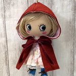 赤ずきんちゃんに変身✨ケープ❗️