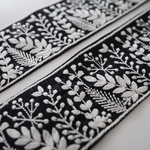 【1mカット済み】シルク　インド刺繍リボン   【ブラック】