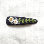 No.490▶︎刺繍＊お花のヘアピン