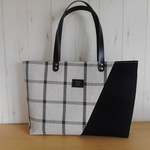 CLARKE&CLAREKE モノトーンチェック×帆布の大きめトート　　