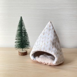 ハムスターのあったかテント⛺アイボリー　ニット柄　床ピンク