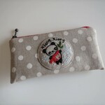 刺繍のメガネポーチ（パンダXmas）