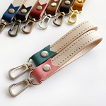【お名入れ付き・お得な２個セット☆】差し色レザーカラーが選べる本革キーホルダー　☆金具カラーもカスタマイズ可能☆　ストラップ　お揃いグッズやプチギフトにも♪　