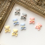 再入荷【8個セット♡】くまちゃん4色×各２個ずつ♡樹脂♪パーツ⭐️クリスマスにも♡ピアスや小物やアクセサリー作りにも♡8点セット
