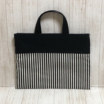 大きめH35×W45   ストライプ×ブラック　レッスンバッグ