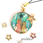 春を待つ二匹の猫 ♡ レジン ストラップ  