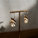 Petal gold pearl   ⁂　淡水パール　ゴールド　アンティーク　ピアス　イヤリング