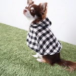 ○送料無料○ [犬服] XS〜Sサイズ 完成品 チワワ 冬服起毛ブロックチェック 裏マイクロボアフリース マント ポンチョ