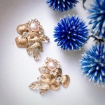 .｡.:✽ Ice flower ✽.｡.:* Xmas Party チェコガラスボタン イヤリング・ピアス
