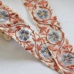 インド刺繍リボンᢂオーガンジーフラワー【ブルーフラワー】インド刺繍/刺繍リボン/刺繍/リボン/シルク/トリム/ブレード/チロリアンテープ/レース