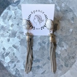 【howlite . silver . tassel】