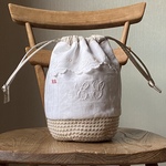 アイボリー*アンティークリネン*冬かごバッグ*巾着バッグ*モノグラム刺繍