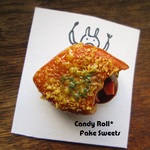 【再販】とろーりカレーパンブローチ