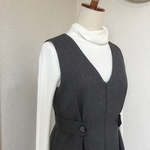 ☆新作☆濃グレーのウエストタックボタンのジャンパースカート