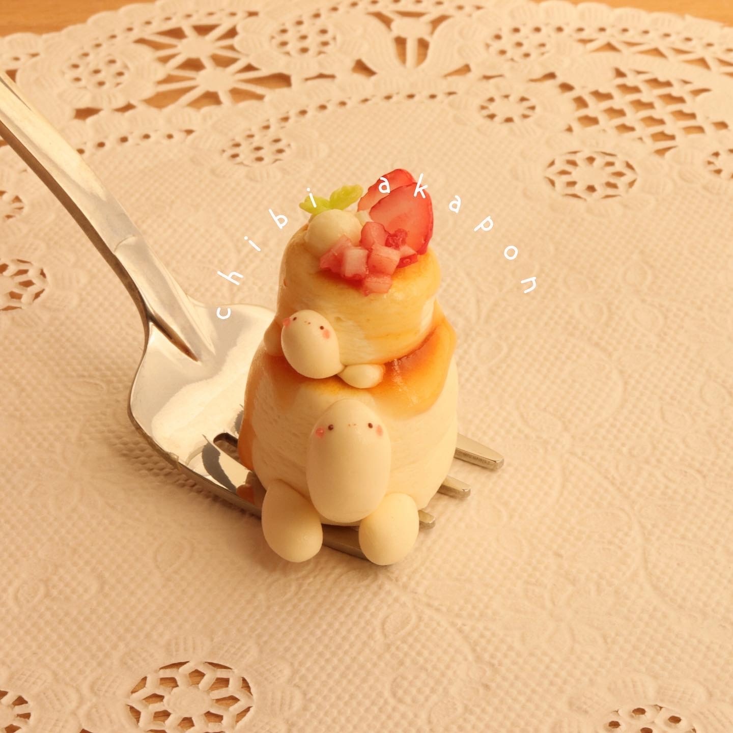 かめパンケーキ*たっぷりストロベリー* - CHIBI-AKAPON'S GALLERY