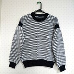 【ご予約品・お直し】手作りウール100％ セーター(紺×白)