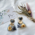 グレーハート♡インド刺繍リボンピアス