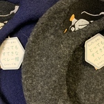 【納期3週間】ペンギン親子の刺繍ベレー帽　ネイビー/チャコール